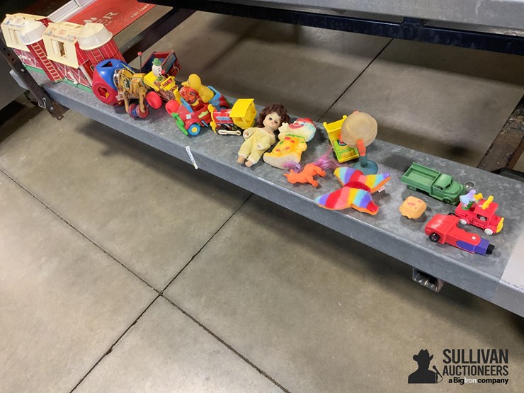 fisher-price-family-farm-toys-&-other-vintage-kids-toys-image-1