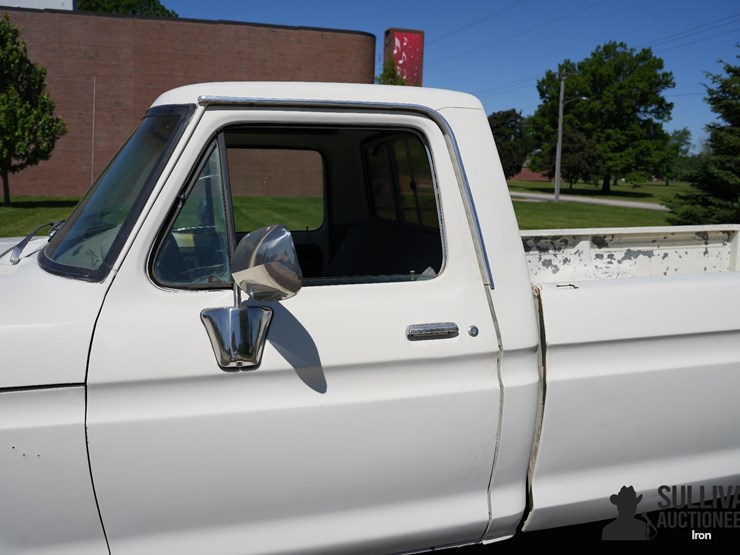 1975-ford-f250-image-14
