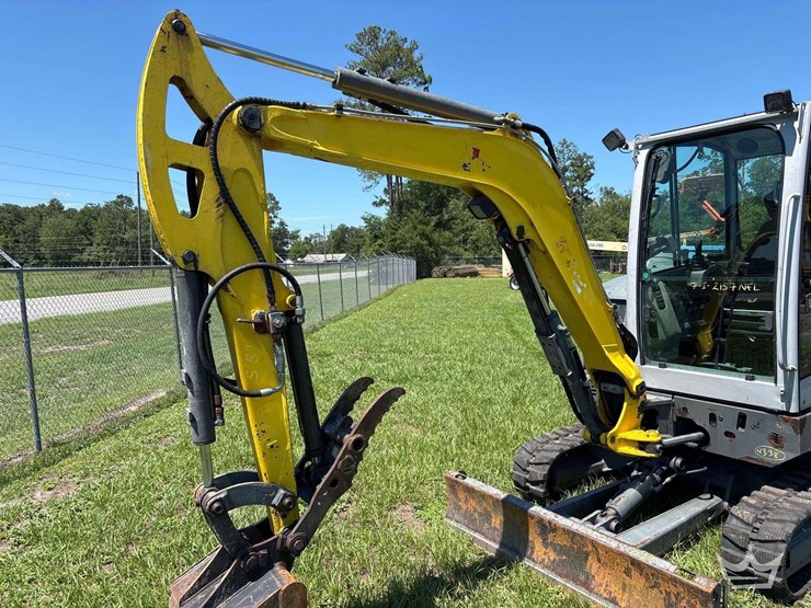 2020-wacker-neuson-ez36-mini-excavator-image-10