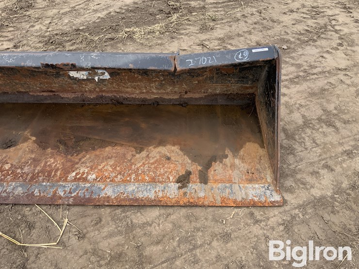 83.5”-skid-steer-bucket-image-9