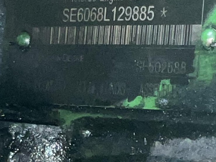 2015-deere-848h-image-15