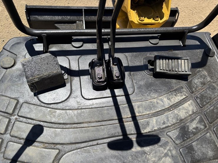 2018-caterpillar-303e-cr-image-34