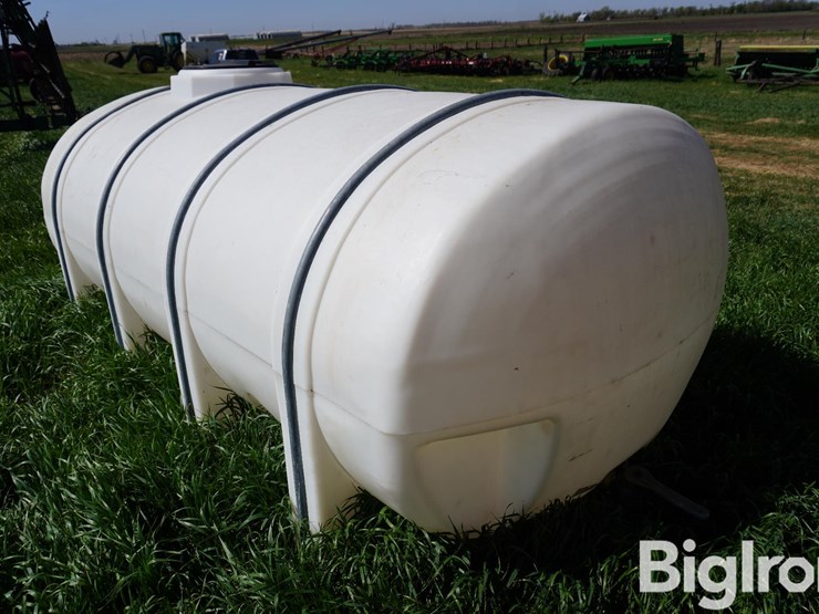 1250-gal-poly-tank-w/oval-tank-mount-brackets-image-7
