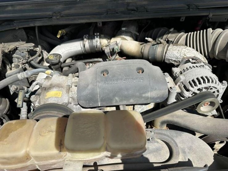 2002-ford-f550-image-27
