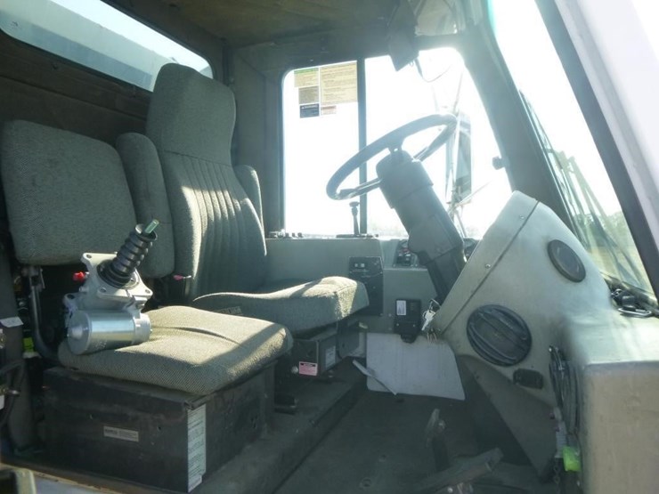 2013-global-m4-sweeper-image-11
