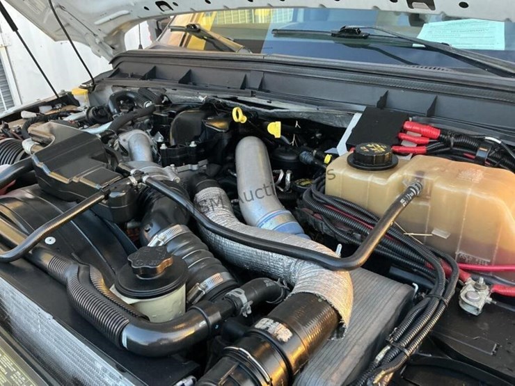 2012-ford-f550-image-16