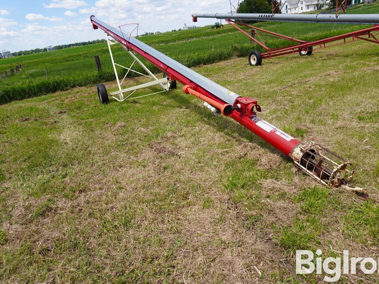 buhler-farm-king-846-image-3