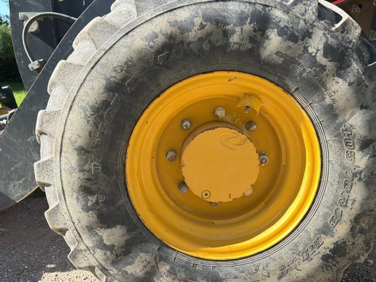2016-john-deere-64-image-43