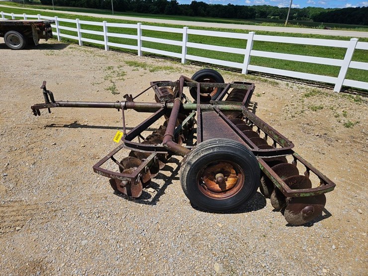 john-deere-10-image-2