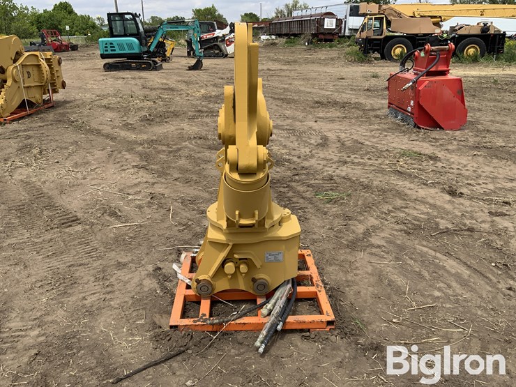 2023-caterpillar-307-image-4