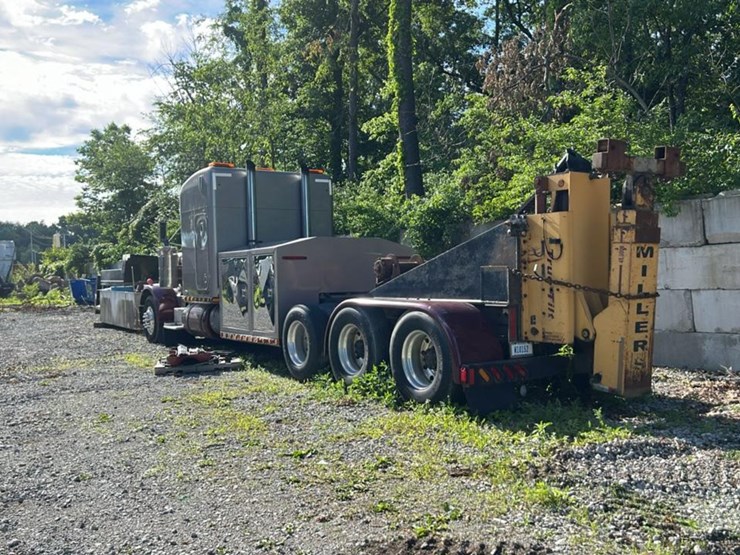 1979-peterbilt-359-image-6