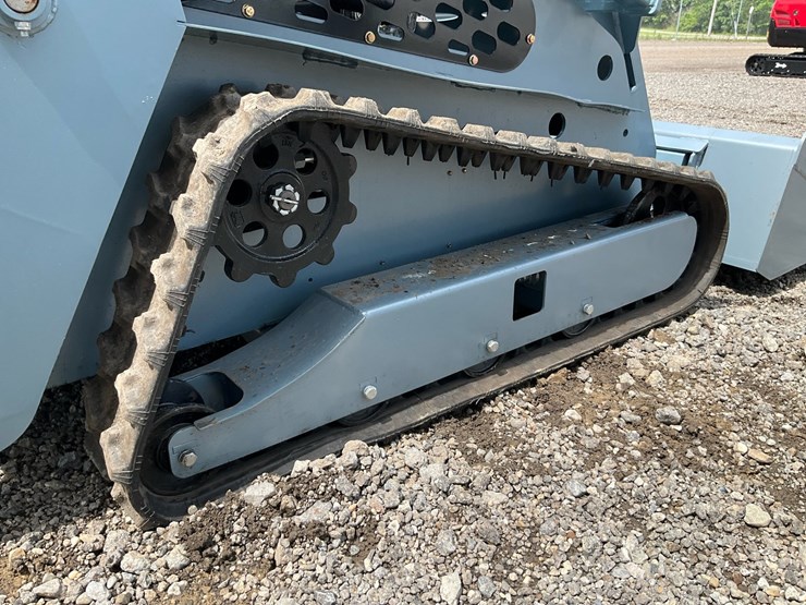 #1018-•-unused-sdlanch-ssl1200-mini-track-skid-steer-loader-image-24