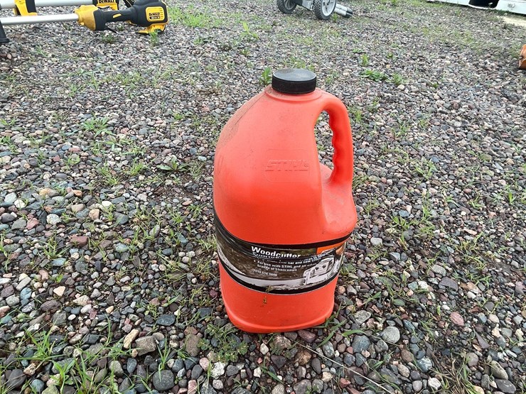 #4947-•-husqvarna-435-chainsaw-image-8