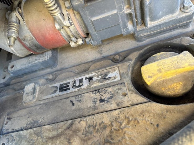 2007-volvo-mw500-image-54