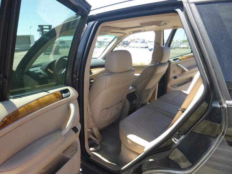 2003-bmw-x5-image-7