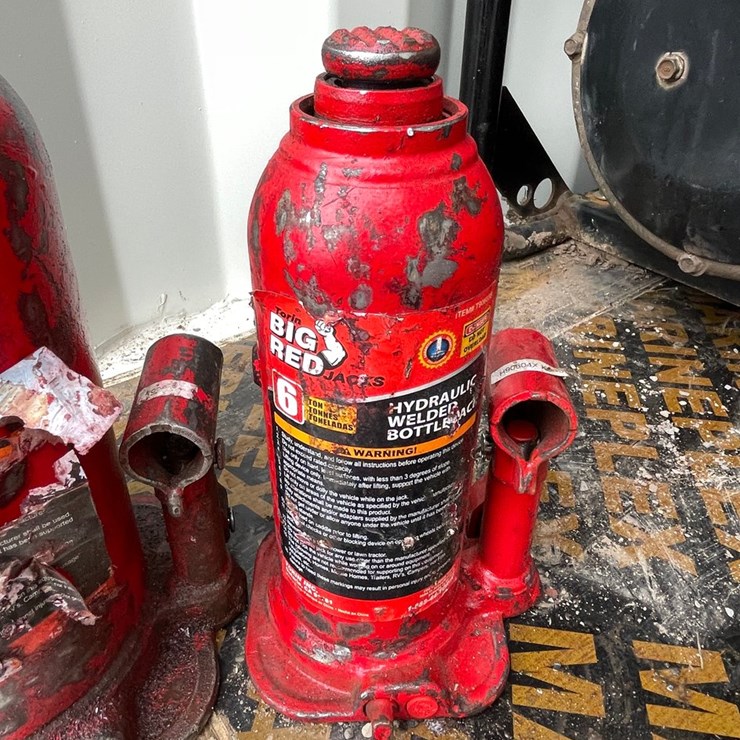 #4951 • (2) Big Red Bottle Jacks