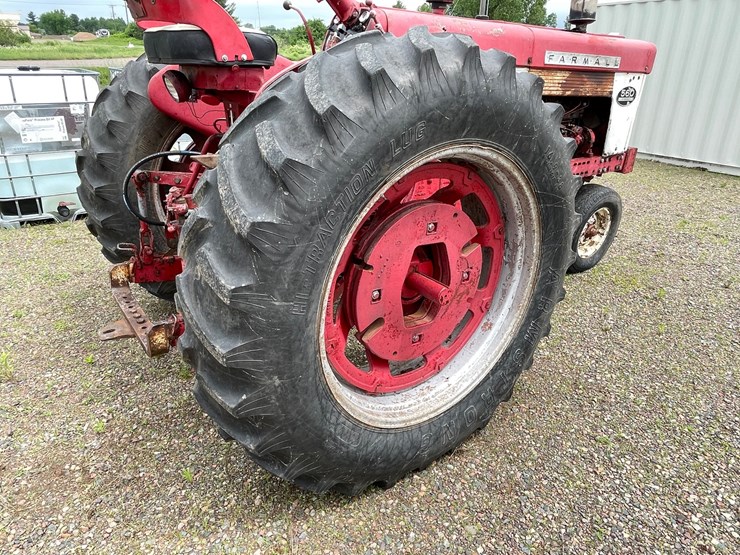 #4905-•-farmall-560-diesel-tractor-image-36