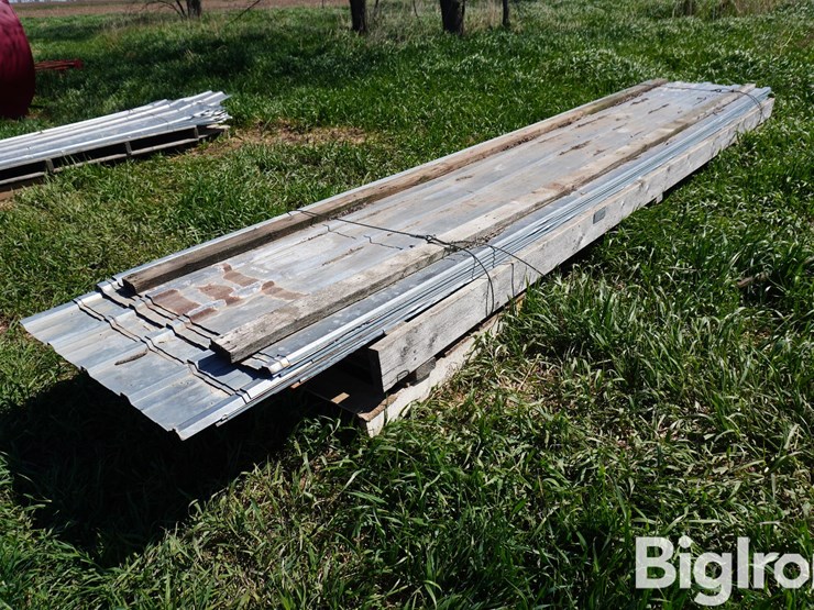 38"x16'-steel-siding-image-1