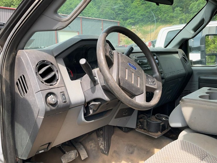2015-ford-f450-image-27