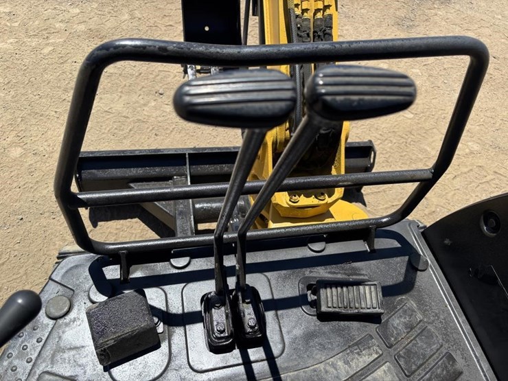 2018-caterpillar-303e-cr-image-25