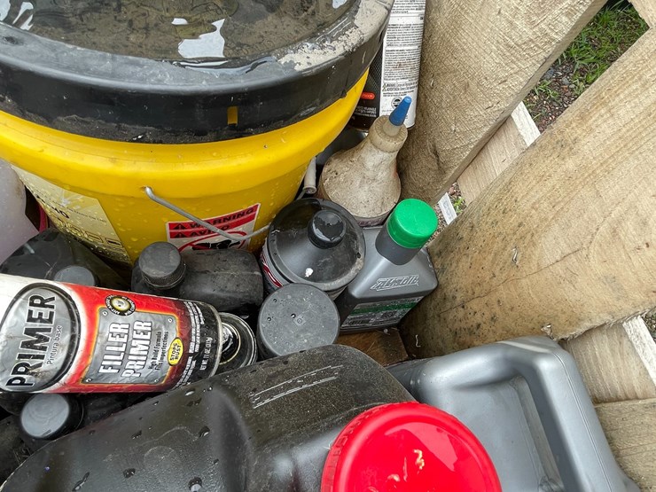#4921-•-wooden-tote-with-assorted-automotive-fluids-image-18