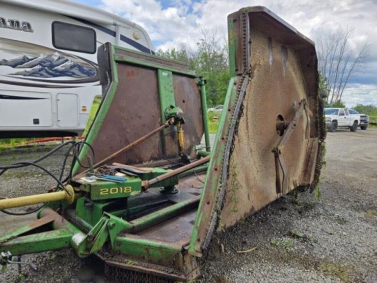 2018-john-deere-2018-image-1