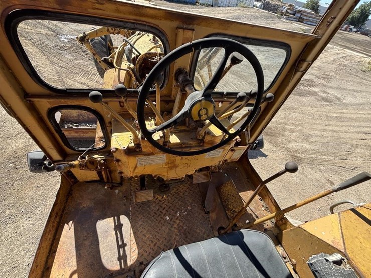 caterpillar-14e-image-45
