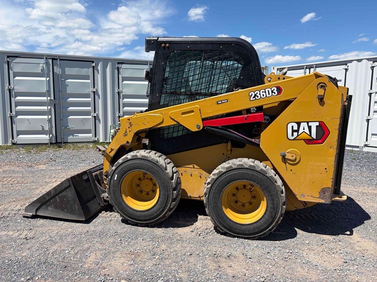 caterpillar-236d3-image-7