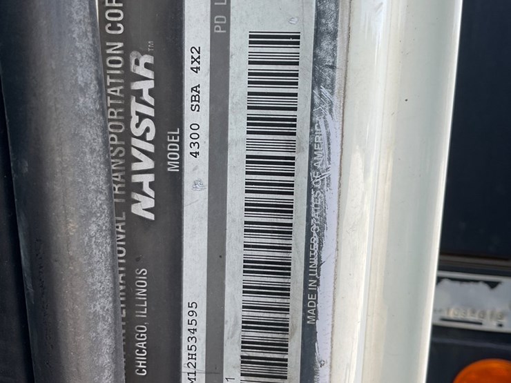 2002-international-durastar-4300-image-20