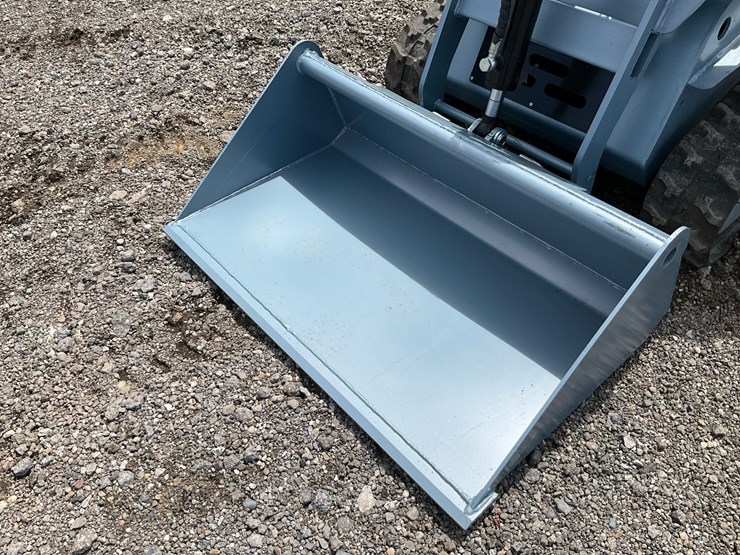 #1019-•-unused-sdlanch-ssl1200-mini-track-skid-steer-loader-image-13