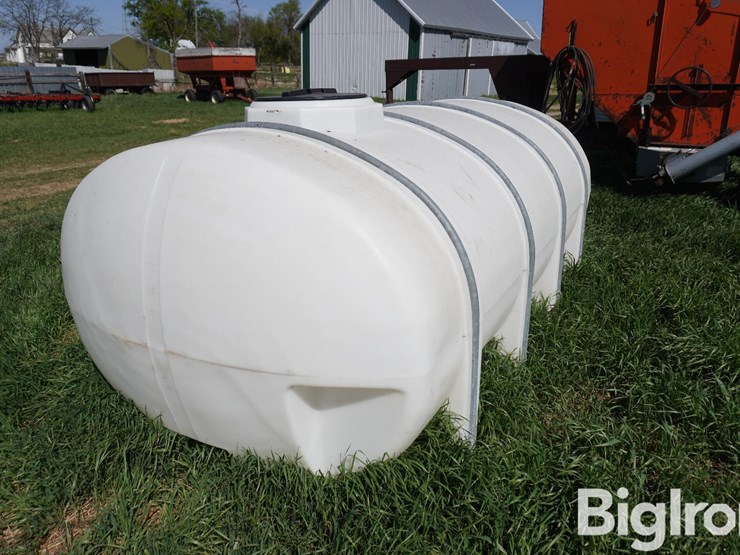 1250-gal-poly-tank-w/oval-tank-mount-brackets-image-1