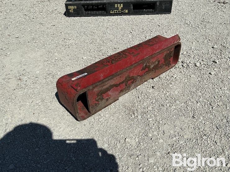 international-harvester-front-weight-bracket-image-7