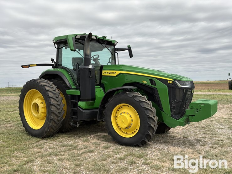2023-john-deere-8r-280-image-3