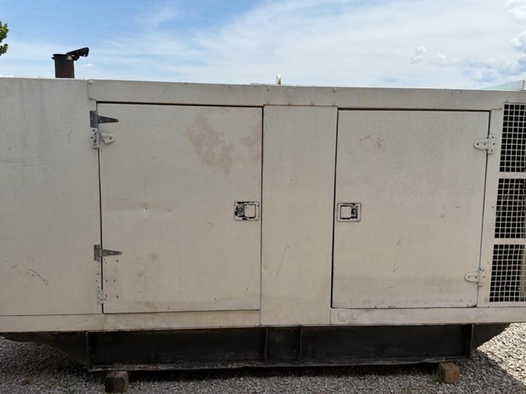 john-deere-6068h-image-3