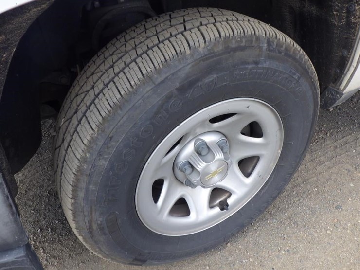 2018-chevrolet-1500-image-13