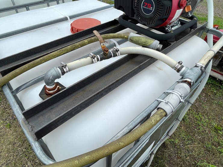 #4926-•-250-gallon-poly-tote-with-gas-powered-pump-image-6