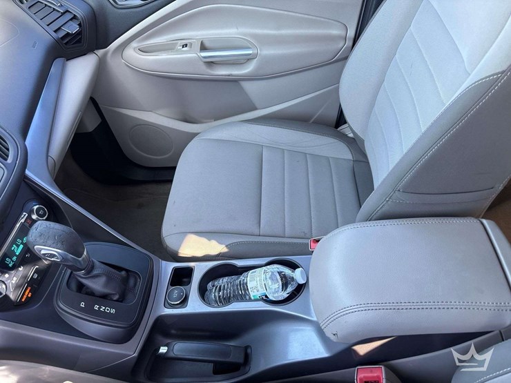 2016-ford-escape-image-16