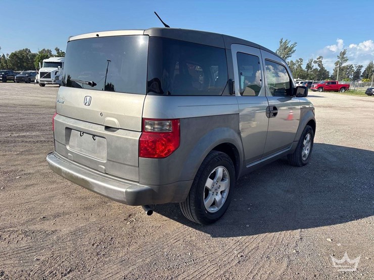 2003-honda-element-image-3