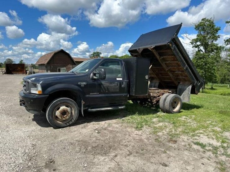 2002-ford-f550-image-1