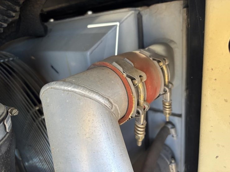 2007-volvo-mw500-image-49