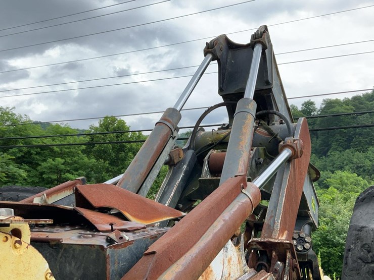 2008-deere-748g-iii-image-33