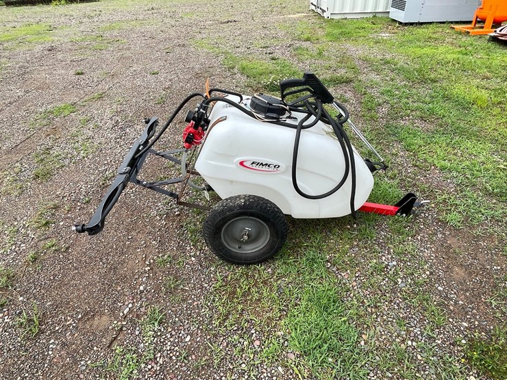 #4924-•-fimco-30-gallon-pull-type-sprayer-image-3