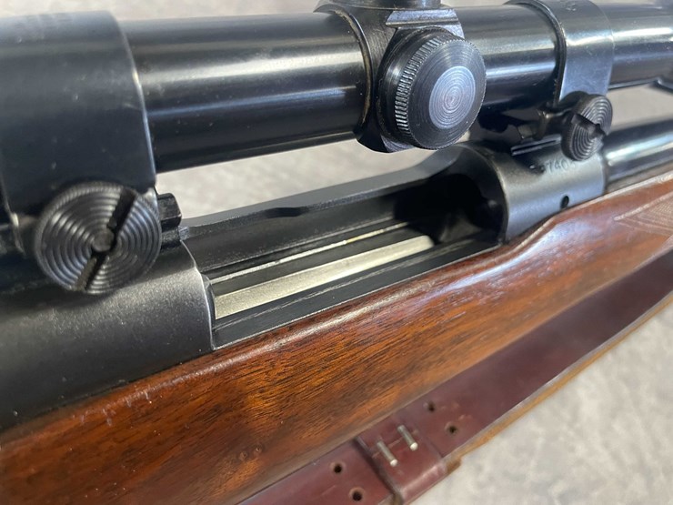 #1273-•-winchester-70-featherweight-,-243-win-bolt-action-rifle,-sn:-367405,-(neenah,-wi)-image-19