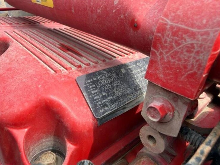2021-kenworth-t880-image-43