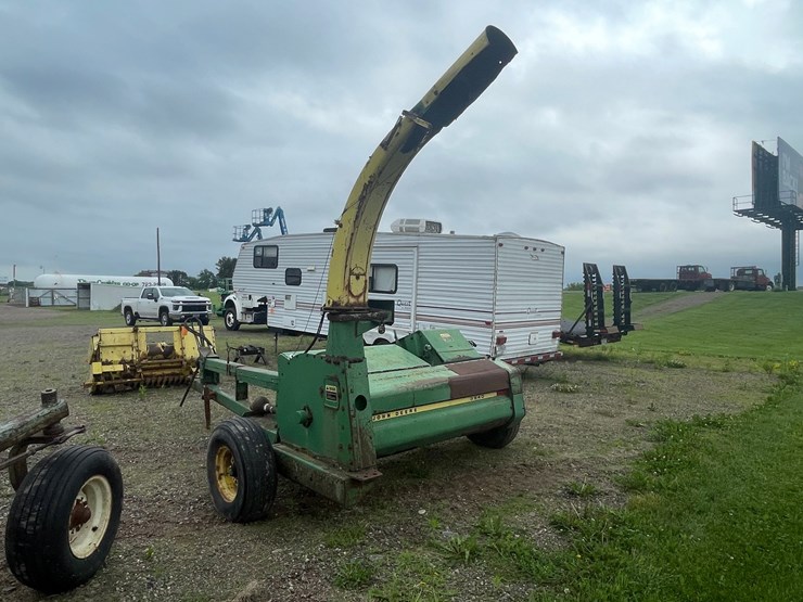 john-deere-3940-image-4