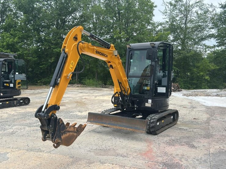 #125-•-2023-sinomach-zg035u-excavator-image-1