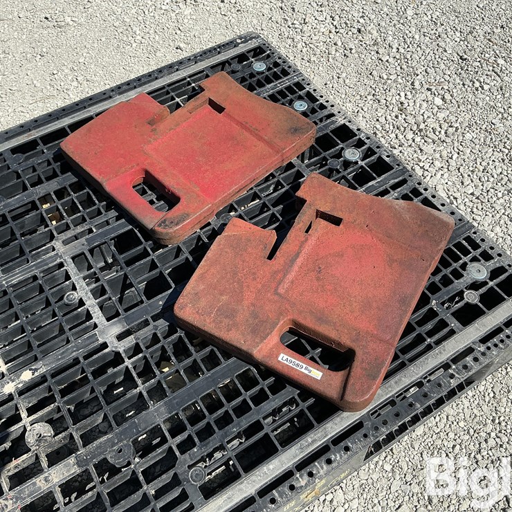 International Harvester 100LB Front Tractor Suitcase Weights