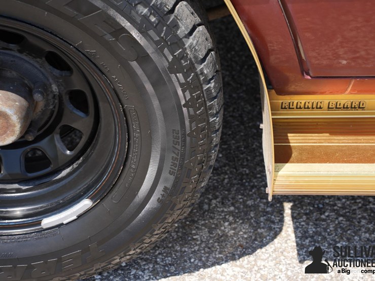 1985-dodge-ram-250-image-12