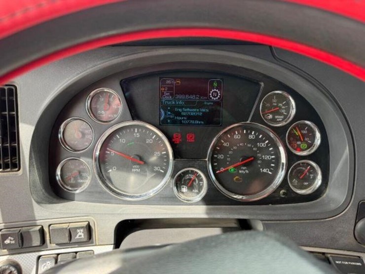 2021-kenworth-t880-image-15