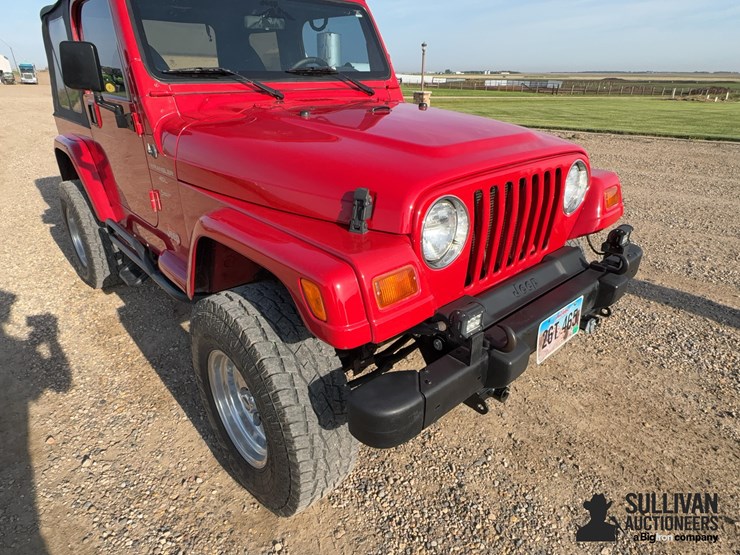 1998-jeep-wrangler-sport-image-15